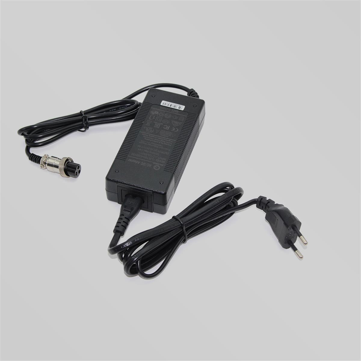 CHARGEUR BATTERIE ACIDE 36V